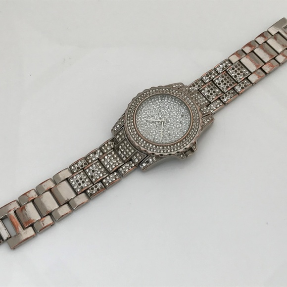 Mens Watch Jeweled "Bling" Water Resistant Analog - Picture 5 of 8